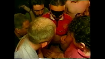 Amateur french gangbang