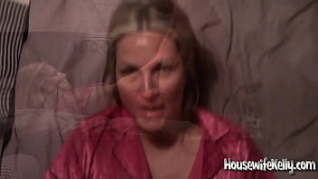 Sexy housewife takes 4 loads in her cunt