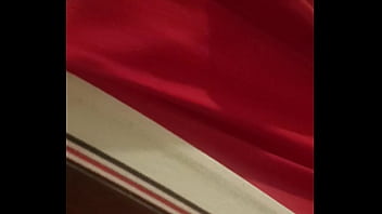 Petit réveil coquin pour moi qui est partant pour venir se réveiller avec