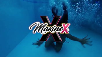 Alphonzo layz pussy & throat fucks oriental sex maniac maxine x