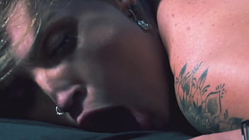 I'm dying to have warm cum on my toes