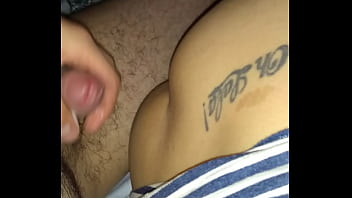 Cogidita silenciosa en habitacion