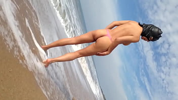 Gatita walks at the beach Gatita walks at the beach