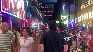 #soi6 #pattayanights #walkingstreet #thailandafterdark #gogobars #redlightdistrict #sextourism #thailandgirls #bargirls #