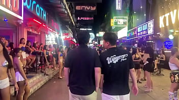 #soi6 #pattayanights #walkingstreet #thailandafterdark #gogobars #redlightdistrict #sextourism #thailandgirls #bargirls #