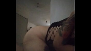 Toda le entra a mi vecina