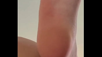 Hey look to brighten up your afternoon exclusive content in my ##feet #feetfethish #feetfinder #f