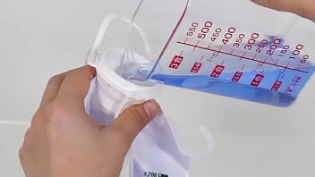 大容量のアナル洗浄グッズ。ストッパーもついてお手頃価格