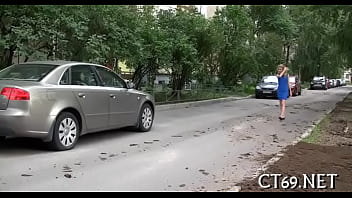 Nasty doxy acquires hammered