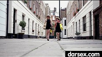 This girl hottie is such a gorgous lady 6