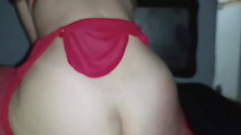 Melhor vaqueira reversa brasileira bunda grande branca e perfeita amadora vestindo lingerie vermelha