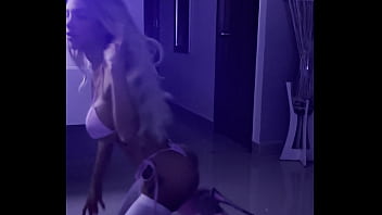Hot doll twerks