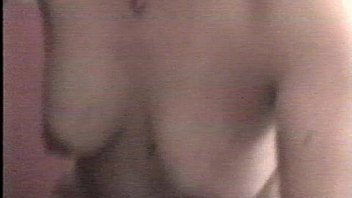 Emi follada salvaje con dirdo de 24x8cm 25agosto 008 me destrozo mi coño