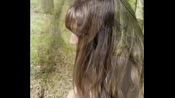 Je profite du soleil et de la chaleur pour faire une petit balade en forêt