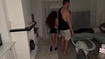 Inexperienced young woman allows herself to be submitted in a threesome after a party