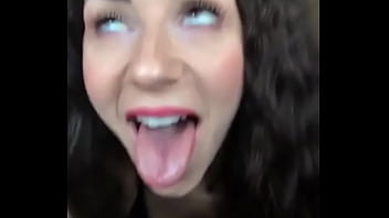 Garota fodendo enquanto faz ahegao ahegao girl gets doggystyle whats her name Garota fodendo enquanto faz ahegao ahegao girl gets doggystyle whats her name