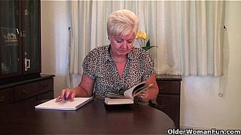 British and full figured granny sandie masturbates with a dildo British and full figured granny sandie masturbates with a dildo