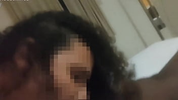 Minha esposa chupando o negão