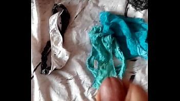My girlfriend dirty panties
