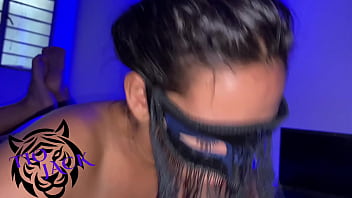 Que rika chupada de verga me pega antes de cabalgar como una zorra