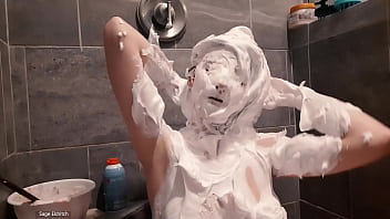 Sage eldritch pied wam cake batter & pies