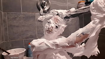 Sage eldritch pied wam cake batter & pies