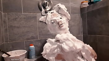 Sage eldritch pied wam cake batter & pies