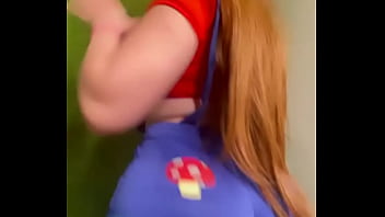 Booty dancing sexy curves