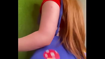 Booty dancing sexy curves