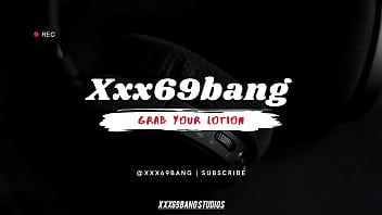 Digging her pussy deep