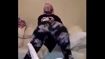 19 year old twerks ass 19 year old twerks ass