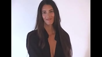 Mouthwatering teen woman amber does a perfect blowjob