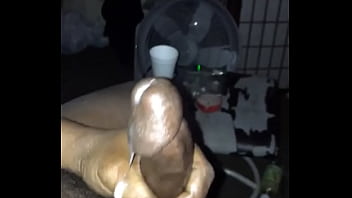 A solo quick cum for your pleasure