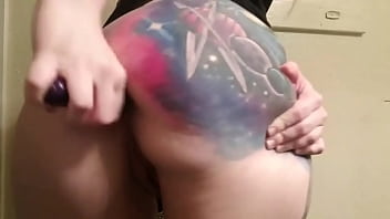 Maddy having fun with her bum