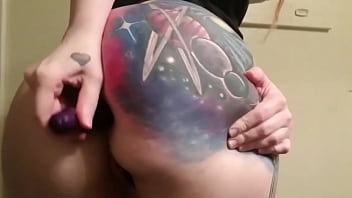 Maddy having fun with her bum