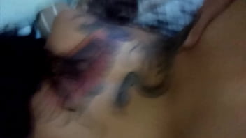 Comendo a carente gostosamente