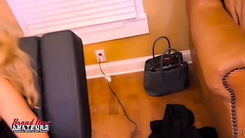 Horny kennedy & hot carlee eat & vibe each other's shaved pussies