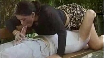 Comeu o cuzinho e gozou com