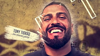 Trailer a vizinha e seu corninho