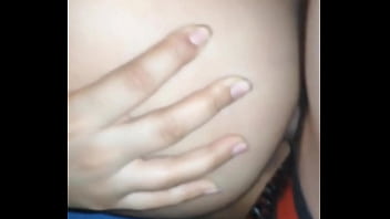 Doble penetracion vajinal con mi dildo y mi vecino