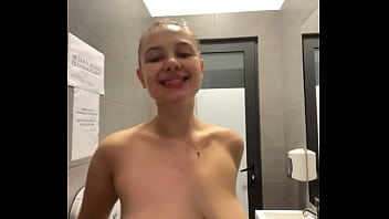 Public extreme deepthroat