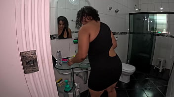 Ted faz uma pegadinha dizendo que ela está grávida de gêmeos e ela entra em desespero gabi souza