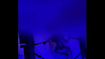 Развлекаюсь с миленькой шлюхой в love отеле