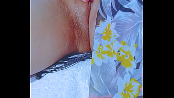 Sun kissed latina’s intimate glass toy session