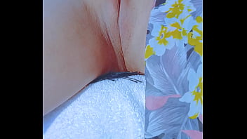 Sun kissed latina’s intimate glass toy session