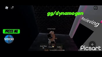 Me cojo a una robloxiana