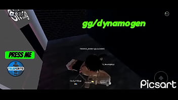 Me cojo a una robloxiana