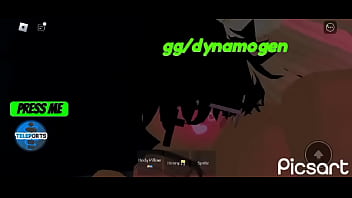 Me cojo a una robloxiana