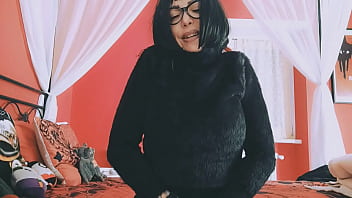 Chantal and her huge air in her belly