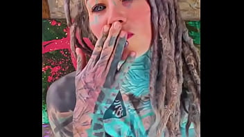 Do you like my outfit heart if you like it comment if you want to see me making yoga in itshare if you want me